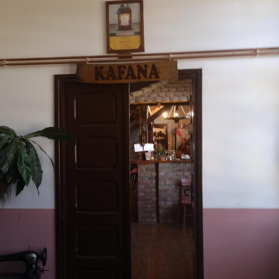Etno Konak Angela Hotel Kalna ภายนอก รูปภาพ